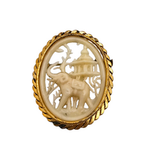 Charger l'image dans la galerie, Broche en celluloïd ajouré - Scène exotique à l’éléphant, vers 1930-1950 Le Charme des Violettes - Brocante en ligne