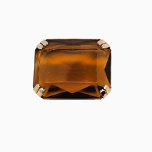 Charger l'image dans la galerie, Broche vintage en cristal ambré taille émeraude, style topaze, années 1950 Le Charme des Violettes - Brocante en ligne