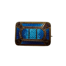 Afbeelding in Gallery-weergave laden, Broche en émail cloisonné bleu et métal doré, années 1920