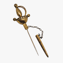 Afbeelding in Gallery-weergave laden, Épingle en forme d'"Epée de fleurs" en micromosaïque italienne, fin XIXᵉ siècle