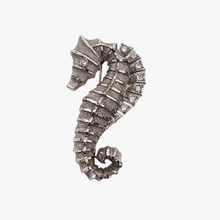 Afbeelding in Gallery-weergave laden, Broche vintage en forme d'hippocampe sertie de strass, années 1940-1950
