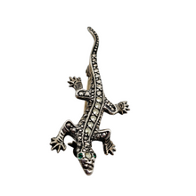 Load image into Gallery viewer, Broche Art déco en forme de lézard en argent 800 sertie de marcassites, années 1930