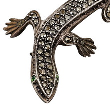 Afbeelding in Gallery-weergave laden, Broche Art déco en forme de lézard en argent 835 sertie de marcassites, années 1930
