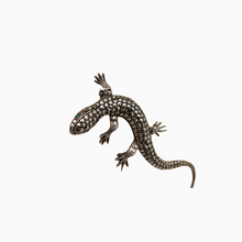 Afbeelding in Gallery-weergave laden, Oude hagedisbroche van 935 zilver, bezet met markasieten