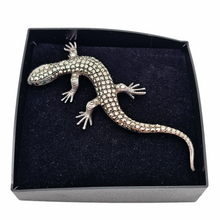 Afbeelding in Gallery-weergave laden, Oude hagedisbroche van 935 zilver, bezet met markasieten