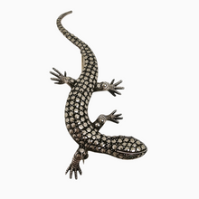 Afbeelding in Gallery-weergave laden, Oude hagedisbroche van 935 zilver, bezet met markasieten