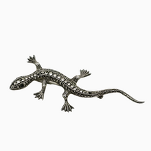 Afbeelding in Gallery-weergave laden, Oude hagedisbroche van 835 zilver, bezet met markasieten