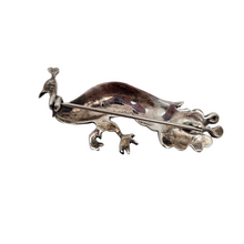 Afbeelding in Gallery-weergave laden, Broche Art déco en forme de paon en argent 835 sertie de marcassites, années 1930