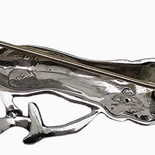 Afbeelding in Gallery-weergave laden, Oude pauwbroche van 835 zilver, bezet met marcasieten