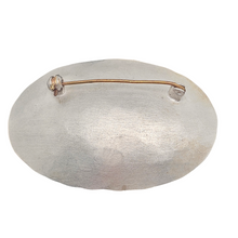 Afbeelding in Gallery-weergave laden, Broche aux pavots vintage en métal argenté