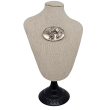 Afbeelding in Gallery-weergave laden, Broche aux pavots vintage en métal argenté