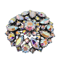 Charger l'image dans la galerie, Broche vintage sertie de pierres du Rhin aurores boréales, années 1950