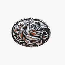 Load image into Gallery viewer, Broche ovale en argent 830 au décor de rose en relief – Poinçon TH, 1930-1960 Le Charme des Violettes - Brocante en ligne
