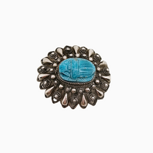 Afbeelding in Gallery-weergave laden, Art Deco filigrain en Egyptische scarabee broche