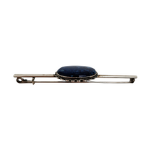 Afbeelding in Gallery-weergave laden, Broche moderniste en argent sertie d'une sodalite ovale, années 1940