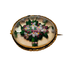 Charger l'image dans la galerie, Broche de style Essex Crystal – Bouquet de fleurs peint sous verre, vers 1880-1910 Le Charme des Violettes - Brocante en ligne