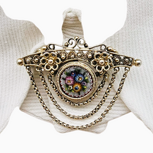 Afbeelding in Gallery-weergave laden, Broche victorienne en vermeil et micromosaïque italienne, souvenir du Grand Tour, années 1870-1910