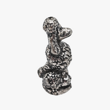 Load image into Gallery viewer, Caniche miniature vintage en étain plaqué argent, années 1970-1980