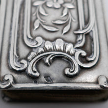 Charger l'image dans la galerie, Pendentif - Carnet de bal Art nouveau en argent massif époque 1900