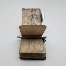 Charger l'image dans la galerie, Pendentif - Carnet de bal Art nouveau en argent massif époque 1900