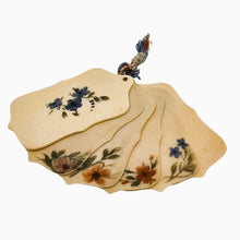 Load image into Gallery viewer, Carnet de bal à décor floral peint à la main – ivoirine ou celluloïd ivoiriné, entre 1890 et 1910 Le Charme des Violettes - Brocante en ligne