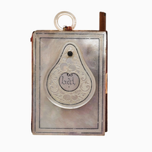 Load image into Gallery viewer, Carnet de bal ancien en nacre – Belle Époque, avec crayon d’origine, vers 1880-1900 Le Charme des Violettes - Brocante en ligne