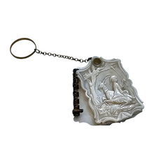 Load image into Gallery viewer, Carnet de bal ancien en nacre sculptée – scène pastorale, Belle Époque, vers 1880-1900 Le Charme des Violettes - Brocante en ligne