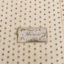 Charger l'image dans la galerie, Carnet de bal « Thérèse » en ivoirine et métal argenté, années 1860 - 1880 Le Charme des Violettes - Brocante en ligne