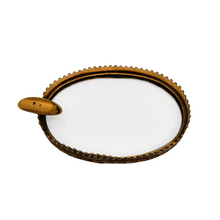 Load image into Gallery viewer, Vide-poche en laiton ciselé et dentelle – esprit Louis XVI, vers 1900 Le Charme des Violettes - Brocante en ligne