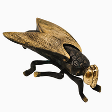 Charger l'image dans la galerie, Cendrier vintage en bronze à double patine en forme de mouche, années 1970