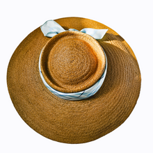 Load image into Gallery viewer, Chapeau-Capeline New Look en paille et foulard vintage, années 1950