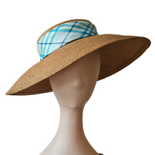 Load image into Gallery viewer, Chapeau-Capeline New Look en paille et foulard vintage, années 1950