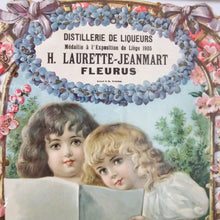 Charger l'image dans la galerie, Chromo publicitaire cartonné "Distillerie de liqueurs", Médaille de l'Exposition de Liège 1905, H. Laurette-Jeanmart, Fleurus