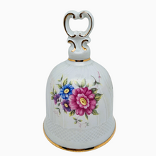 Load image into Gallery viewer, Hollhaza Hungary, Cloche en porcelaine vintage, années 1960