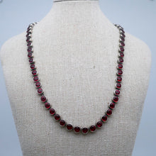 Charger l'image dans la galerie, Collier ancien grenats et argent massif