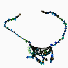 Load image into Gallery viewer, Old retro necklace in pearls and lace