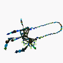 Load image into Gallery viewer, Old retro necklace in pearls and lace