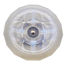 Charger l'image dans la galerie, Coupe Art déco en verre opalescent moulé sur monture chromée et base en bois, vers 1930 Le Charme des Violettes - Brocante en ligne