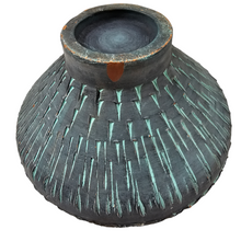 Afbeelding in Gallery-weergave laden, Vintage terracotta schaal uit de jaren 50-70 met geometrische patronen