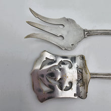 Load image into Gallery viewer, Couverts de service à entremets en métal argenté, fin XIXè - début XXè