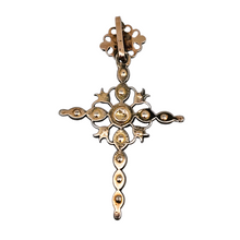 Charger l'image dans la galerie, Croix en argent et or, sertie de 15 diamants taille rose, fin XVIIIᵉ siècle Le Charme des Violettes - Brocante en ligne