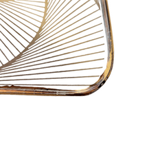 Load image into Gallery viewer, Crystal Art Glass MNFC Copenhague Danemark, ensemble de 3 plats Op Art 22 carats or Pinwheel Design Gold Finish , années 1960