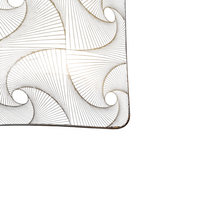 Load image into Gallery viewer, Crystal Art Glass MNFC Copenhague Danemark, ensemble de 3 plats Op Art 22 carats or Pinwheel Design Gold Finish , années 1960
