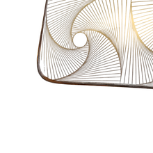 Load image into Gallery viewer, Crystal Art Glass MNFC Copenhague Danemark, ensemble de 3 plats Op Art 22 carats or Pinwheel Design Gold Finish , années 1960