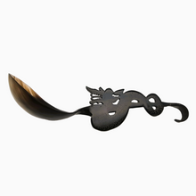 Load image into Gallery viewer, Pair of old rice spoons with dragon head and tail in horn and lacquer, Asia