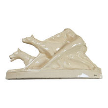 Charger l'image dans la galerie, Fontinelle Louis, "Dame aux chiens", sculpture Art déco en céramique craquelée