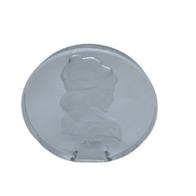 Load image into Gallery viewer, Danbury Mint. Vintage “Mother’s Day” paperweight in engraved crystal, 1978