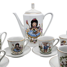 Charger l'image dans la galerie, Petite dînette vintage en porcelaine, années 1970 Le Charme des Violettes - Brocante en ligne