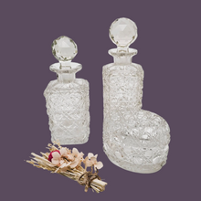Charger l'image dans la galerie, Val Saint Lambert (attribué à), Ensemble de toilette en cristal taillé, années 1900-1930