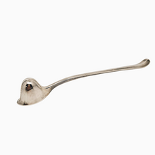 Load image into Gallery viewer, Éteignoir à bougie en métal argenté (silverplate), années 1950-1970 Le Charme des Violettes - Brocante en ligne